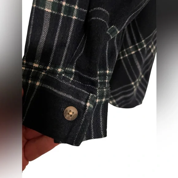 Eden & Olivia Blue and Green Plaid Top Open Back Button Down - Picture 4 of 10